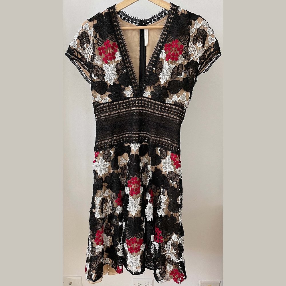 Naeem Khan Multicolor Lace Dress with Silk Lining - Size 8